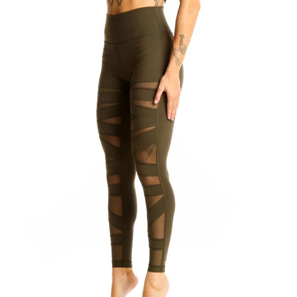 Lululemon mesh panel leggings - Picture 2 of 9